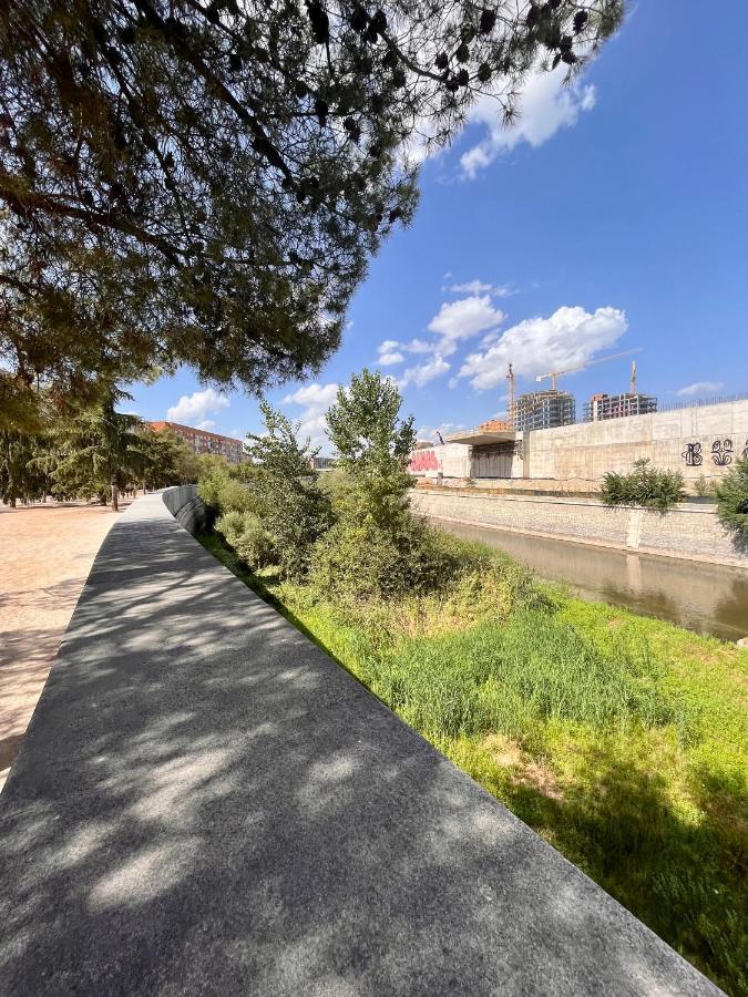 Madrid River Dreams 外观 照片